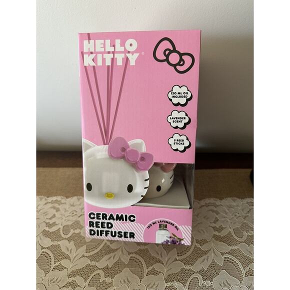 Hello Kitty Ceramic Reed Diffuser Lavender Scent Pink Brand New Sealed Box - Picture 1 of 5